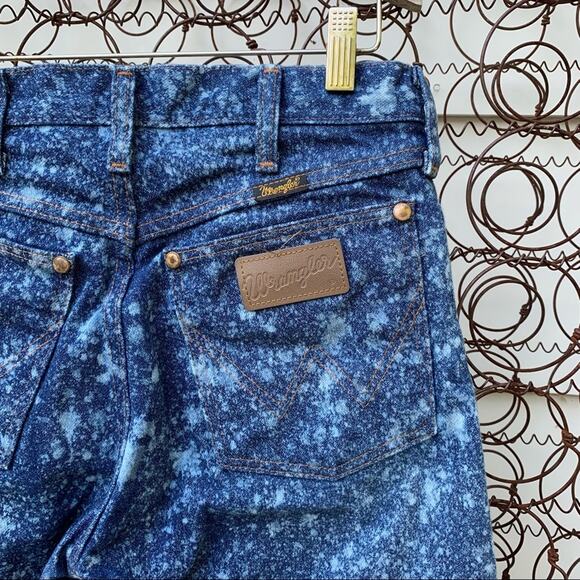 Wrangler “Star Splatter” upcycle diy vintage wedgie jeans - Picture 6 of 8